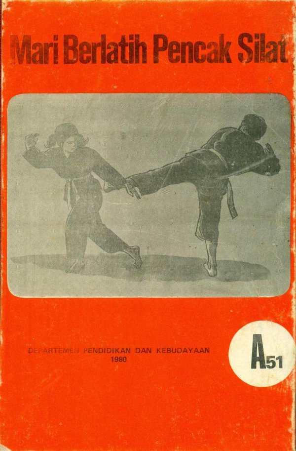 Sampul Mari berlatih pencak silat